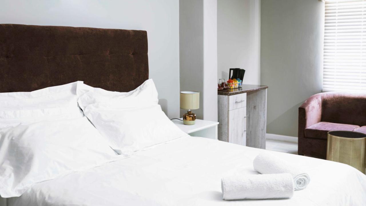 103Onwallace Self Catering Guest House Cape Town Eksteriør bilde