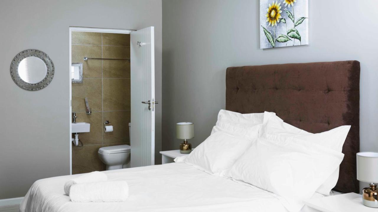 103Onwallace Self Catering Guest House Cape Town Eksteriør bilde