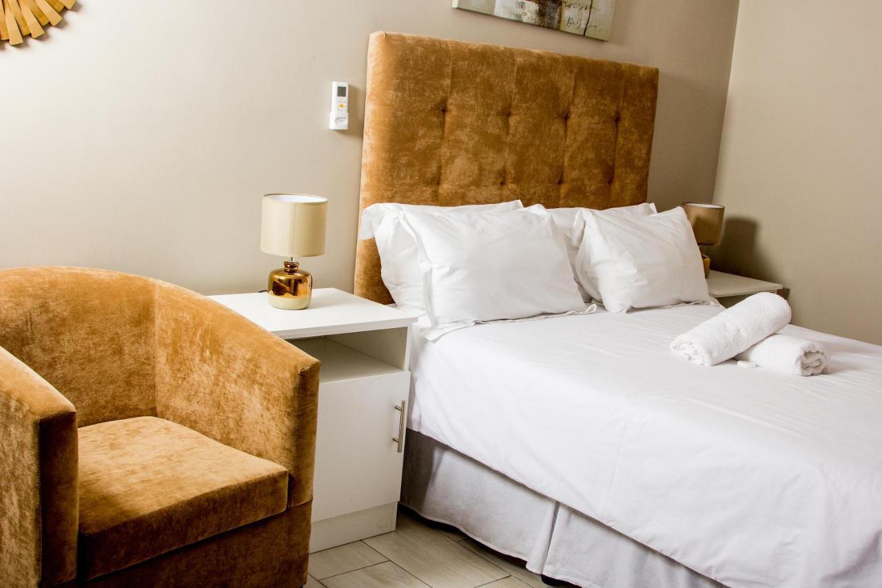103Onwallace Self Catering Guest House Cape Town Eksteriør bilde