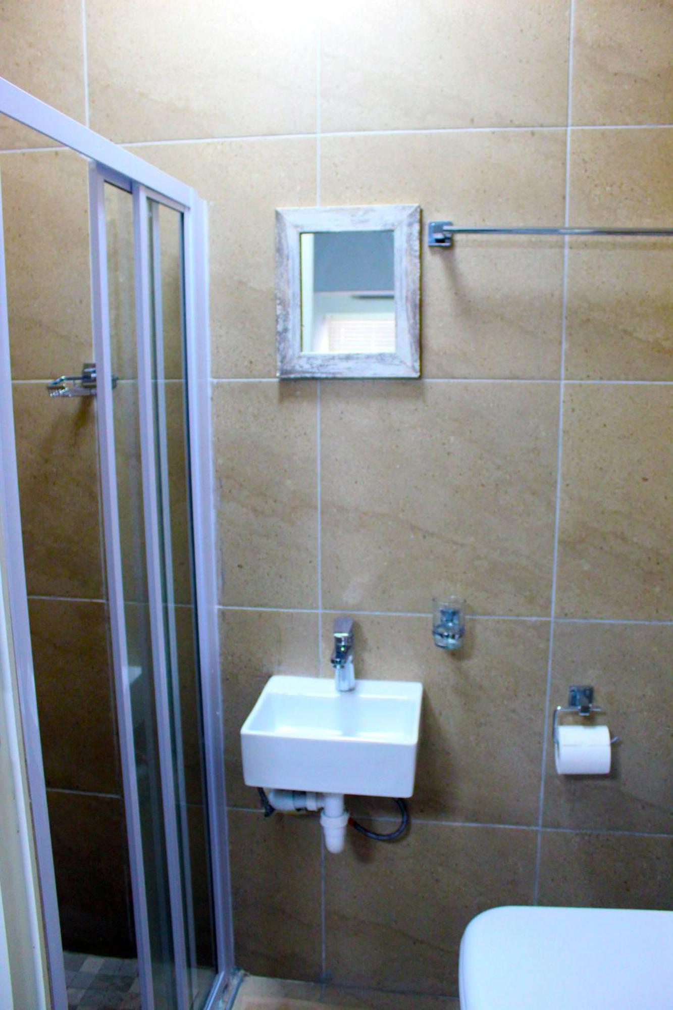 103Onwallace Self Catering Guest House Cape Town Eksteriør bilde
