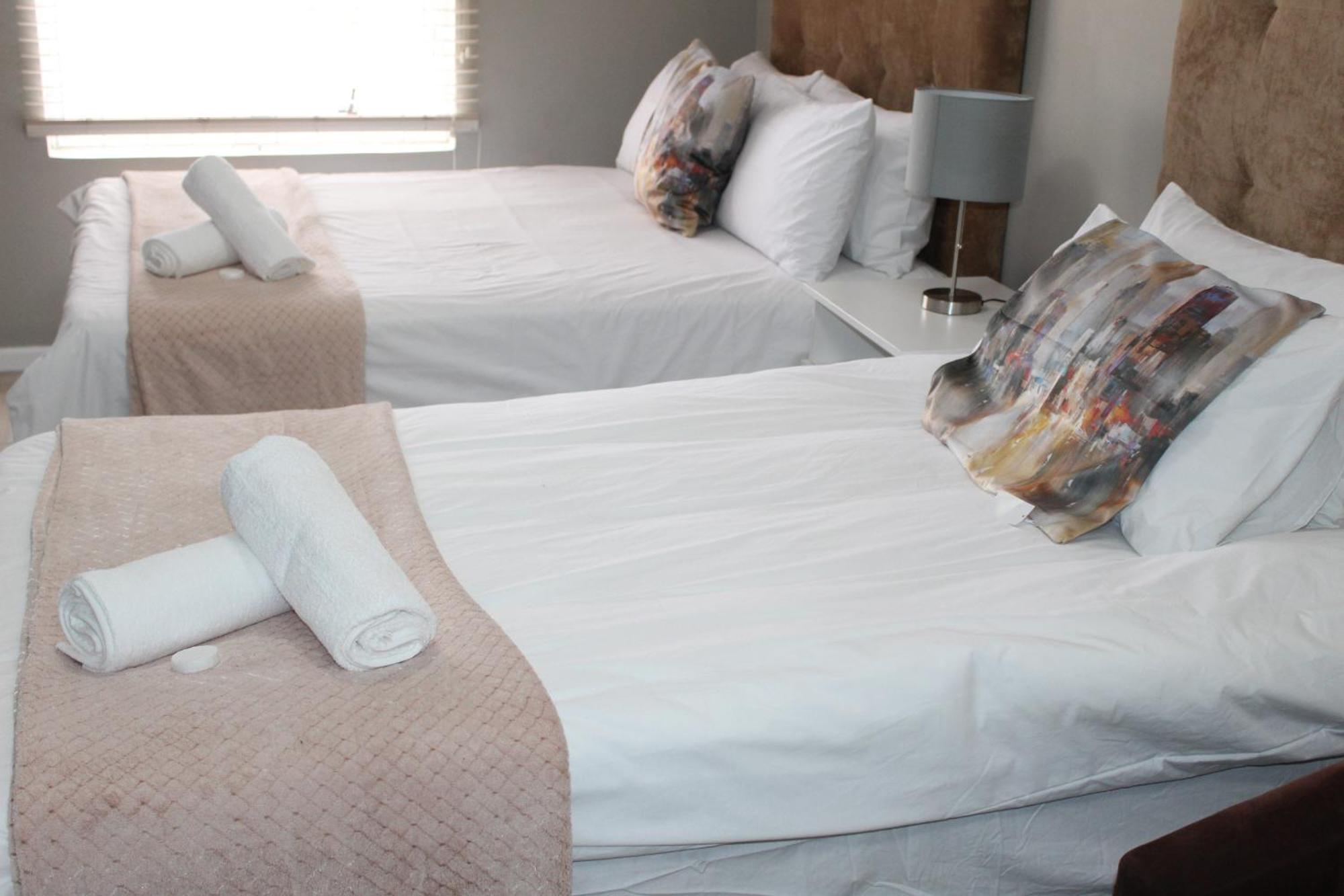 103Onwallace Self Catering Guest House Cape Town Eksteriør bilde